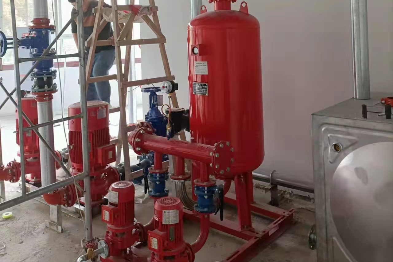 報考消防設施操作員后，就業方向大公開 信息系統運行維護服務的廣闊前景